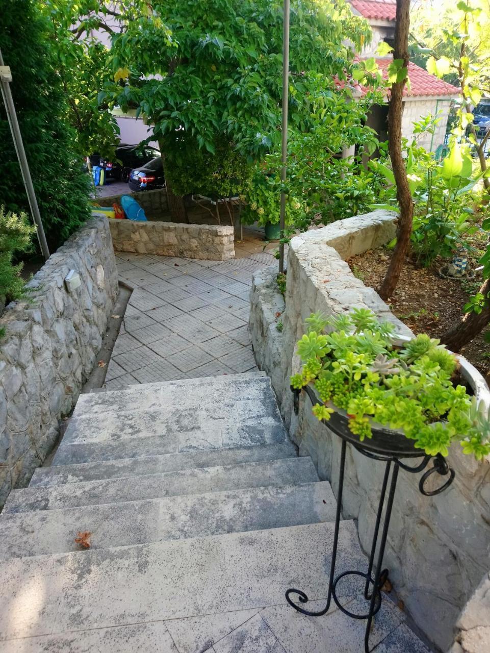Guesthouse Mario&Marina Makarska Exterior photo